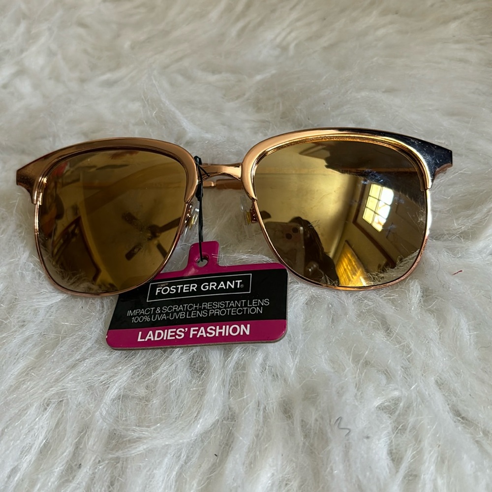Foster Grant Sun Glasses